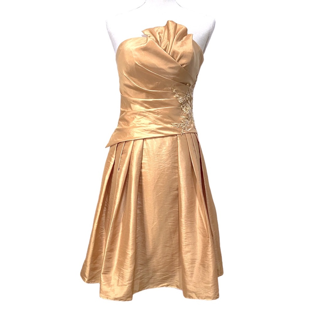 May Queen coral/gold strapless dress NWT